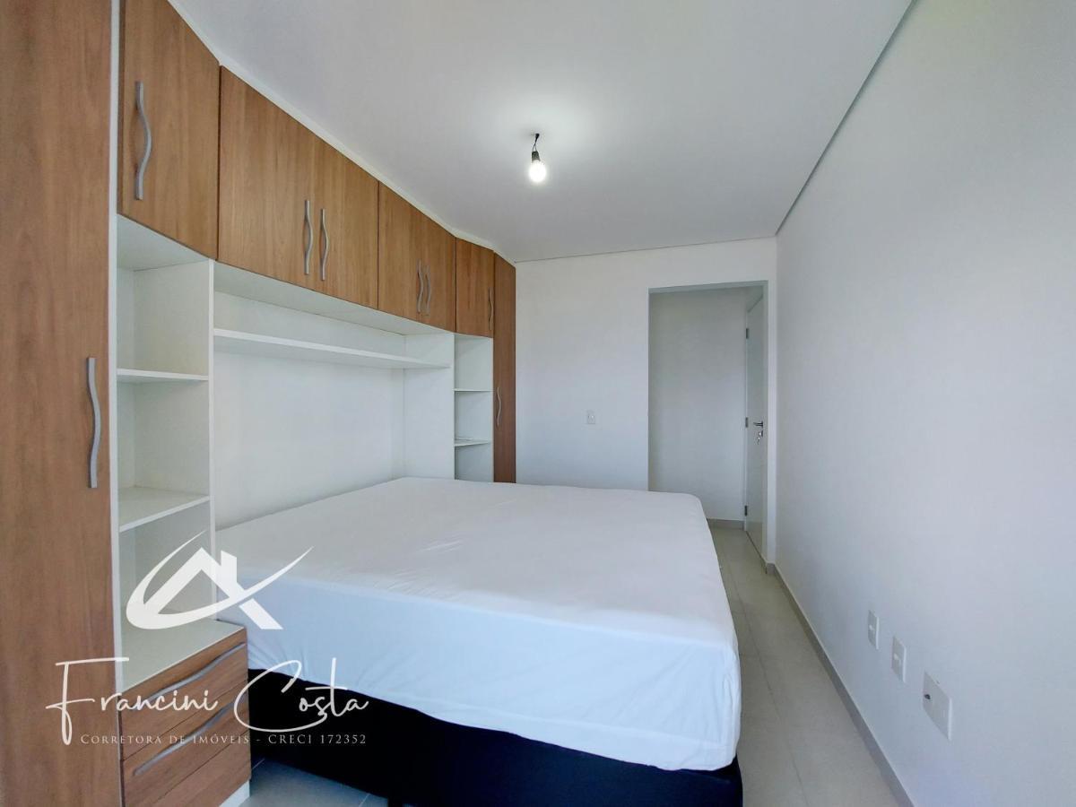 Апартаменты Apartamento Perto Da Praia No Indaia Бертиога Экстерьер фото